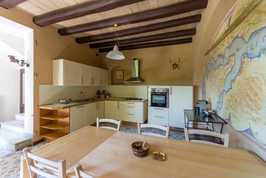 Villa La Rossa Fiumelatte Ngoại thất bức ảnh